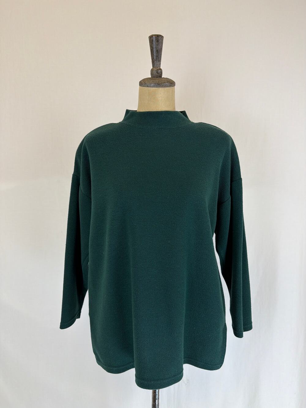 Vintage 80's - 90's Style New York Green Sweater Medium #0601